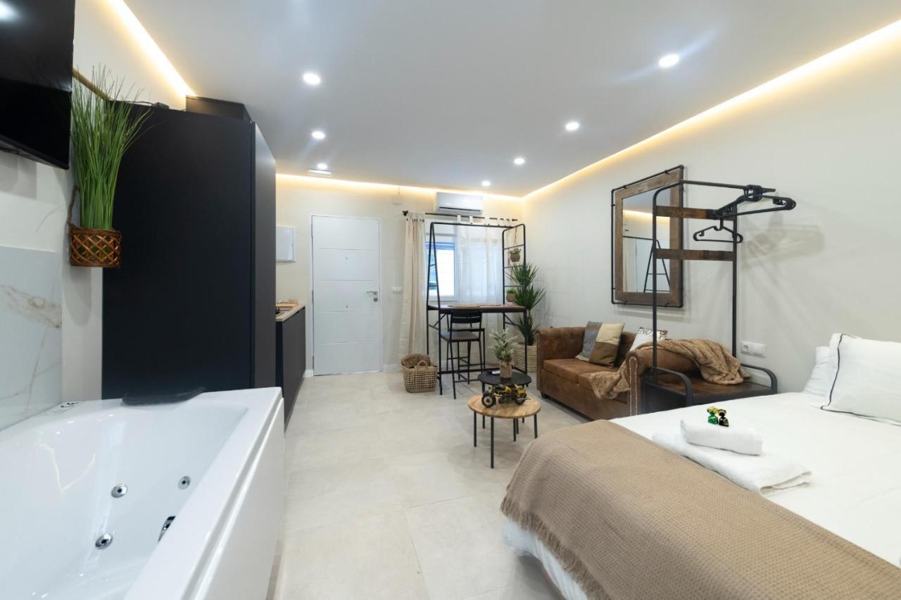 Luxury Apartment Jacuzzi Малага Екстер'єр фото