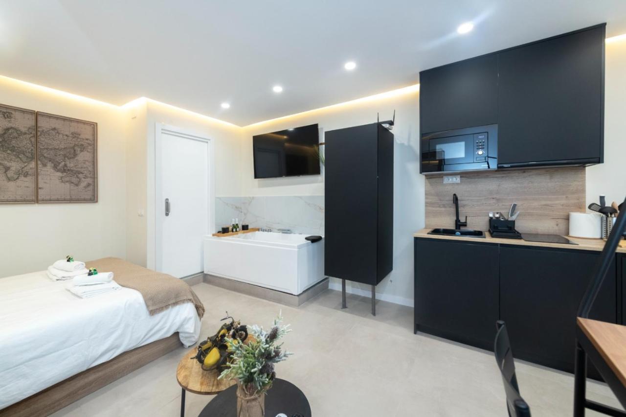 Luxury Apartment Jacuzzi Малага Екстер'єр фото
