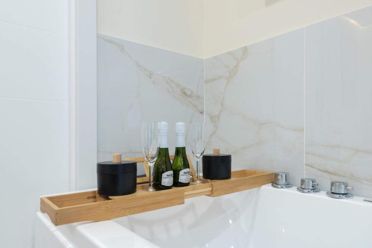 Luxury Apartment Jacuzzi Малага Екстер'єр фото